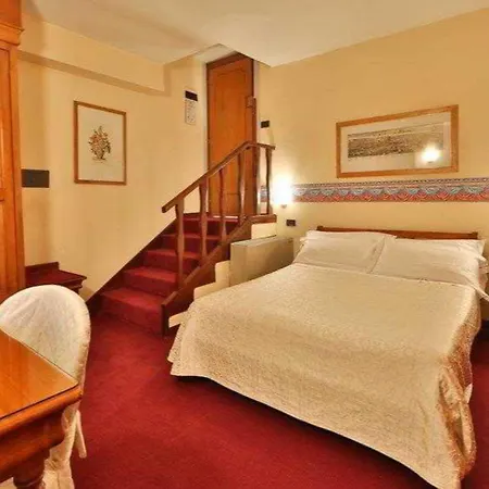 Hotel Ih Select 3*