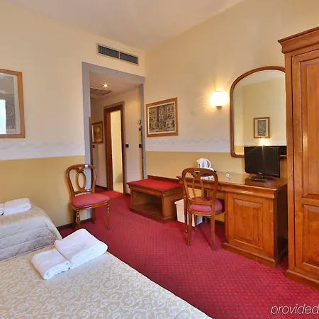 Hotel Ih Select