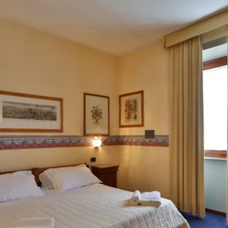 Hotel Ih Select