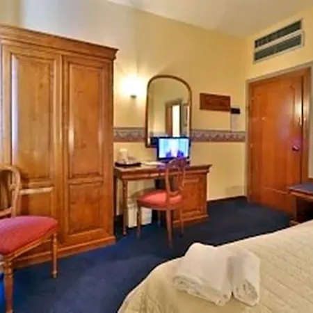 Ih Select Hotel
