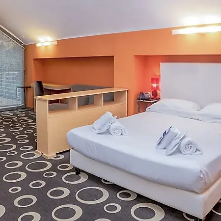 Hotel Ih Select