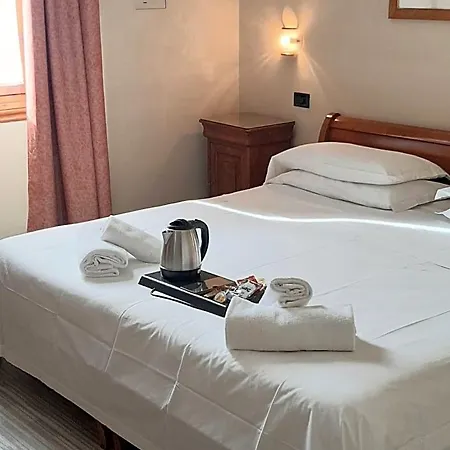 Hotel Ih Select
