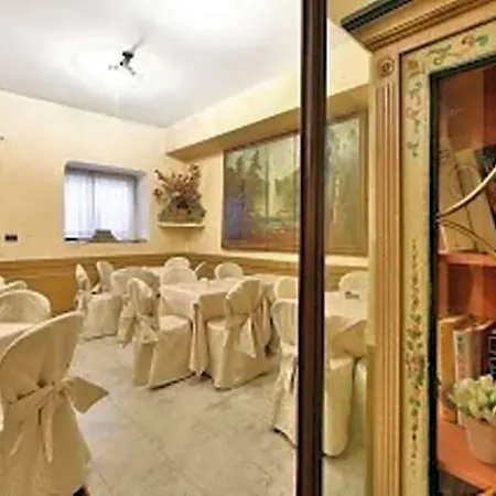 Ih Select Hotel