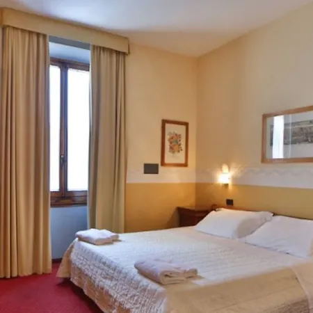 Hotel Ih Select